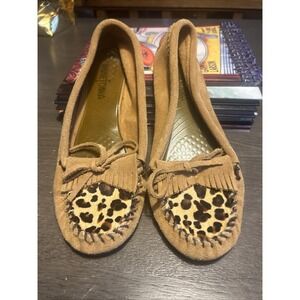 Minnetonka Womens Size 9 Brown Moccasins Slip Ons Leopard Leather Calf Hair Dyed
